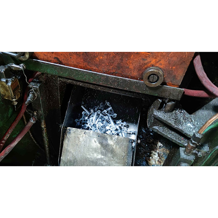 Quelle est la différence entre le moulage du zinc et le moulage en aluminium?